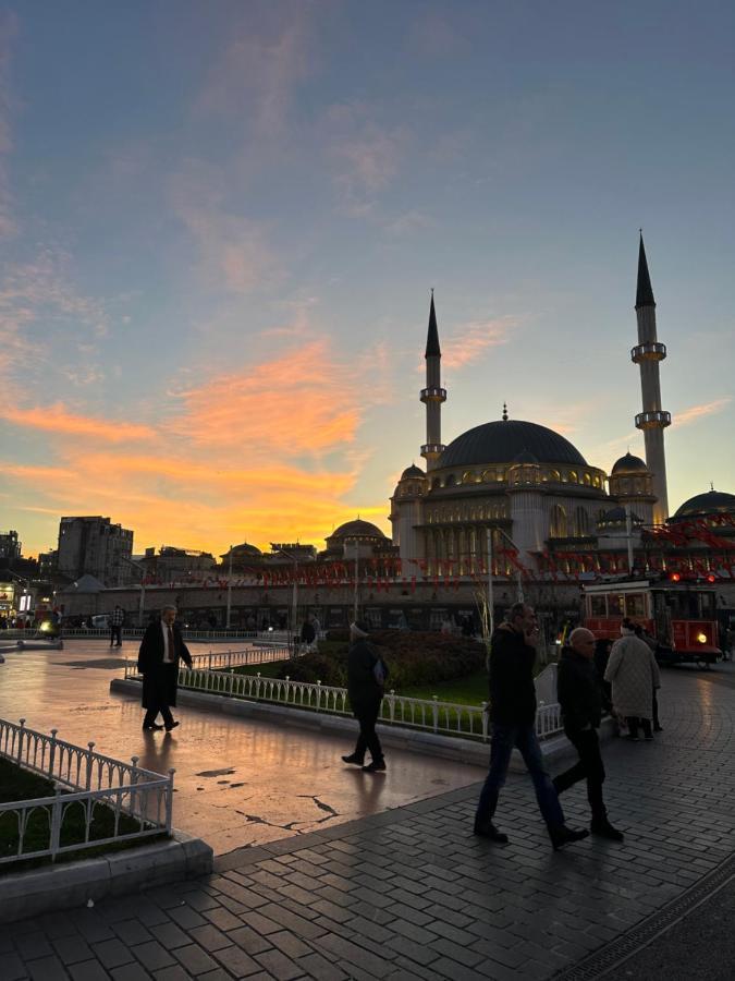 S.E.S. Taksim Apartment Istanbul Bagian luar foto
