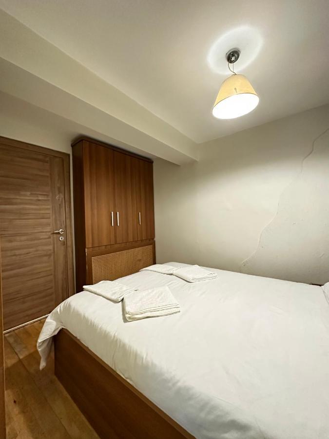 S.E.S. Taksim Apartment Istanbul Bagian luar foto